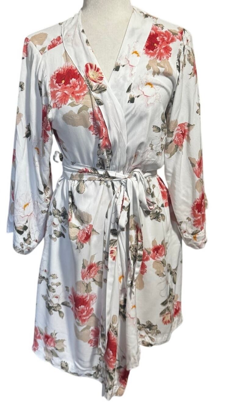 Yumi Kim "True Love" Dream Lover Robe, Rayon Floral Print, Size Medium